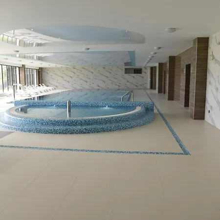 Promil Spa, Basen, Sauna, Jacuzzi I Silownia 아파트