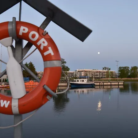 Promil Spa, Basen, Sauna, Jacuzzi I Silownia *