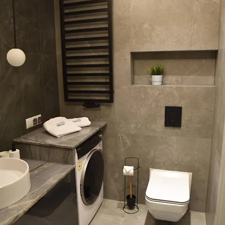Promil Spa, Basen, Sauna, Jacuzzi I Silownia Apartment *